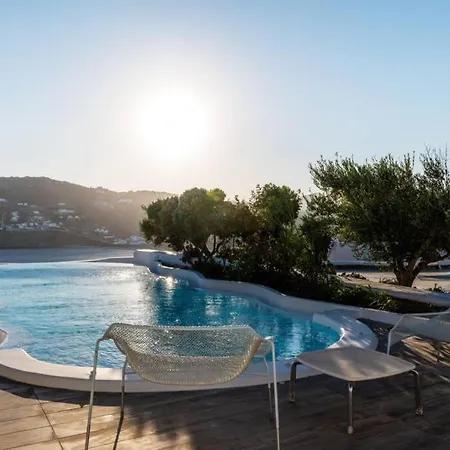 فندق Cycladic Luxury And Comfort In كالو ليفادي