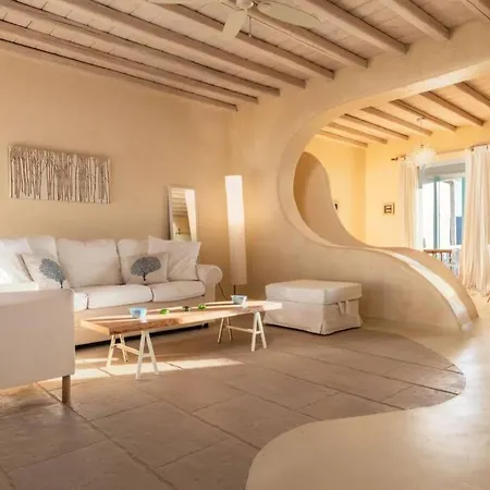Cycladic Luxury And Comfort In