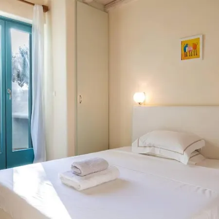 酒店 Cycladic Luxury And Comfort In 凯勒里瓦迪